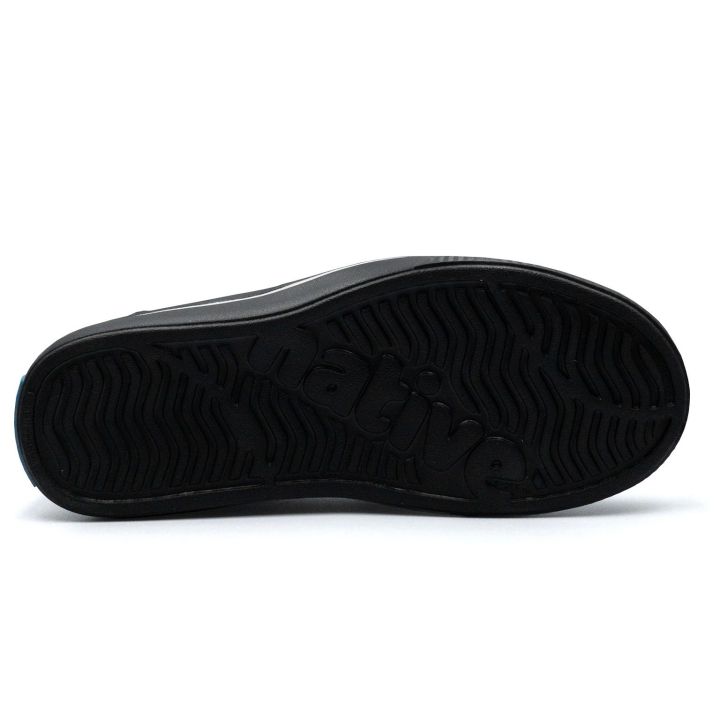 Native Miles  - 8 buty zapaśnicze ubrania kostiumy
