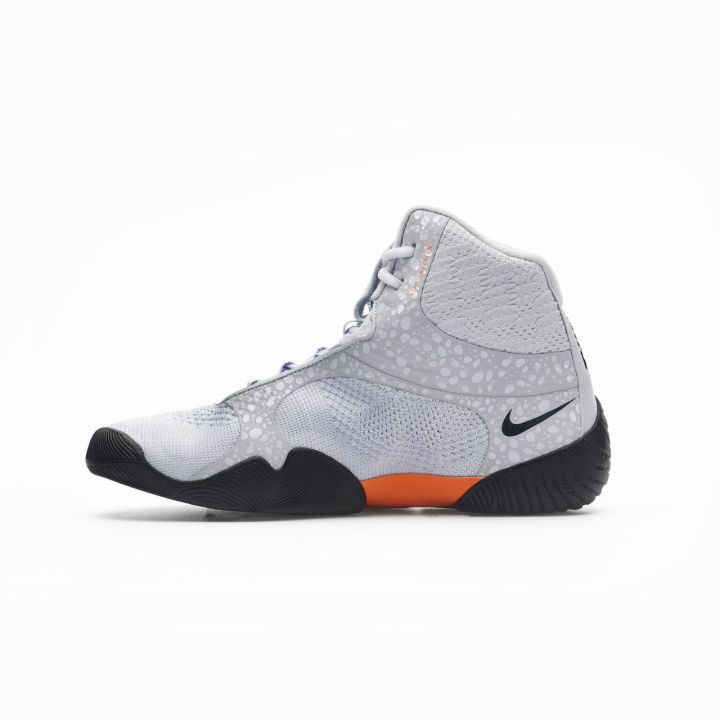 Wrestling shoes  -NIKE TAWA SE Nike - 3 buty zapaśnicze ubrania kostiumy