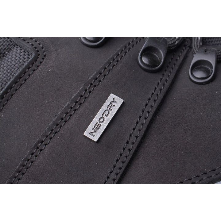 DAMSKIE BUTY ZIMOWE 4F Z20-OBDH250 4F - 5 buty zapaśnicze ubrania kostiumy