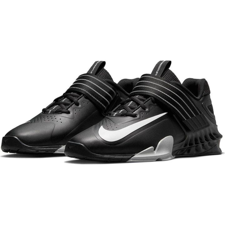 Nike Savaleos -buty do podnoszenie ciężarów  - 2 buty zapaśnicze ubrania kostiumy